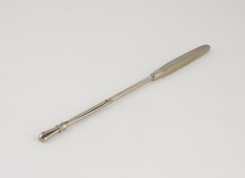 Sponge holder, steel, nickel-plated, probably British