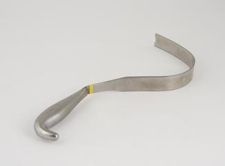 type separator from surgical instrument set, c. 1960