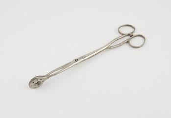 Cyst forceps