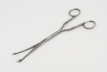 Uterine forceps