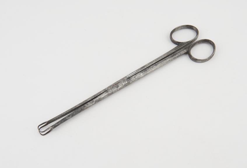 Uterine forceps, vulsellum, manufactured by Charriere of Paris