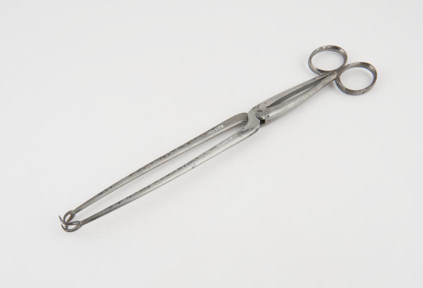 Uterine forceps, vulsellum, with two independent shanks