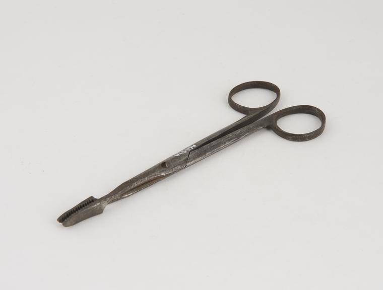 Dressing forceps, steel, by Evans and Co. of London, 1803-1867