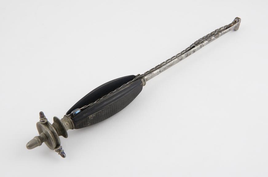 Ecraseur, screw-action, metal and ebony, European