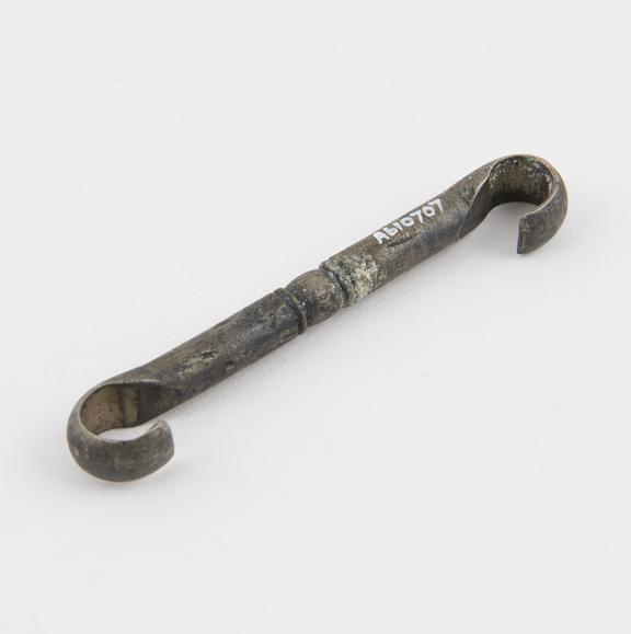 Unidentified spacer(?), alloy, European, 1850-1900