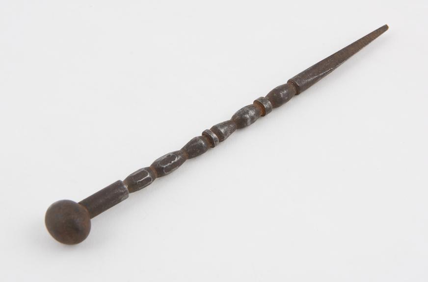 Surgical instrument, steel, possibly African, 1801-1920