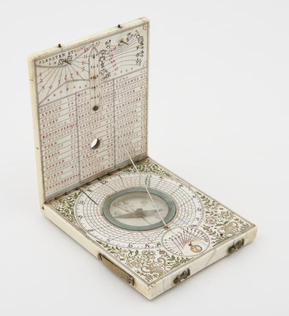 Tablet sun-dial with string gnomon, ivory