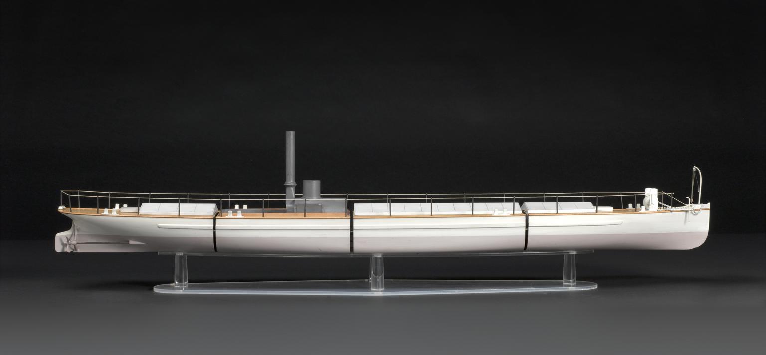 Single Stack Steam Freighter Whole model of twin screw steam grain carrier | Science Museum Group ...