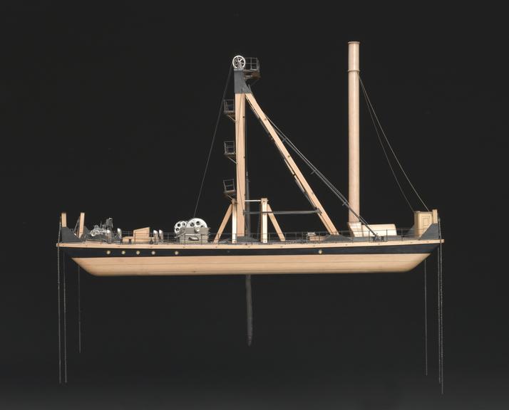 Model of double 13 ton cutter