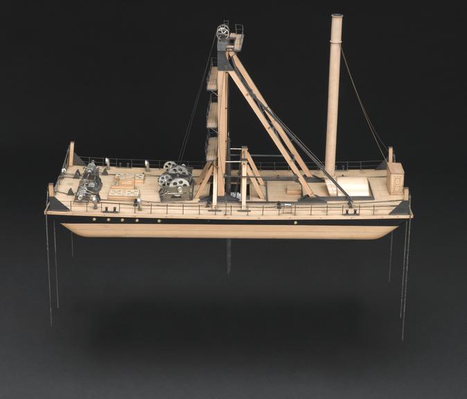 Model of double 13 ton cutter
