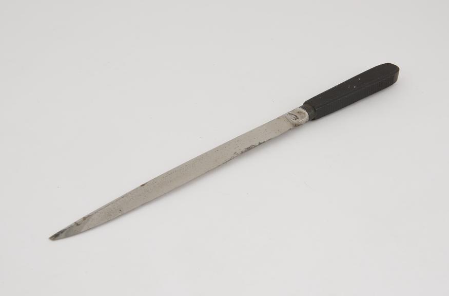 Amputation knife by Maw, c. 1860