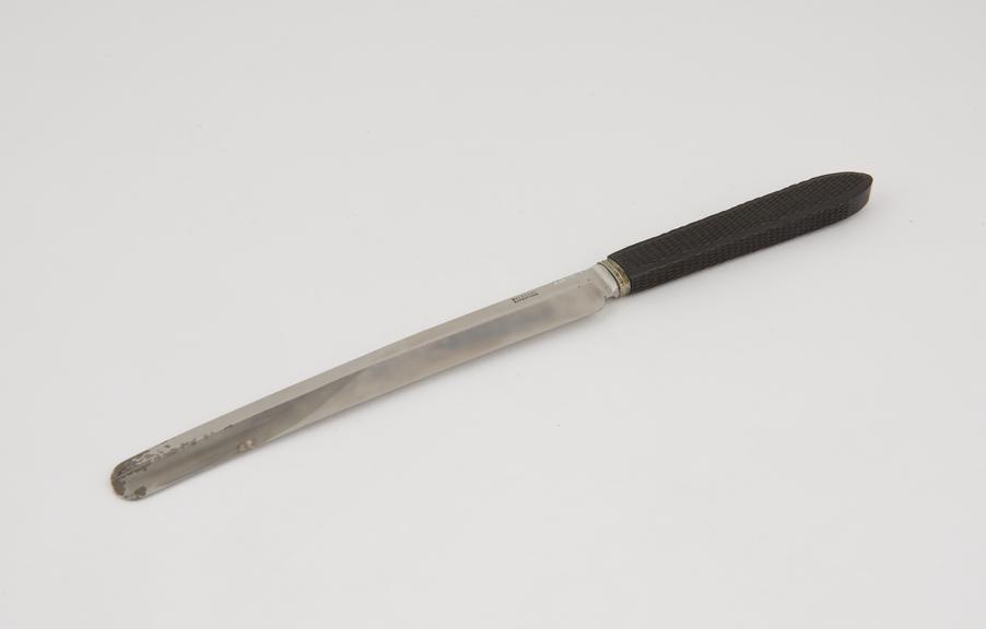 Circular amputation knive by Reynolds of Leverpool, c.1840