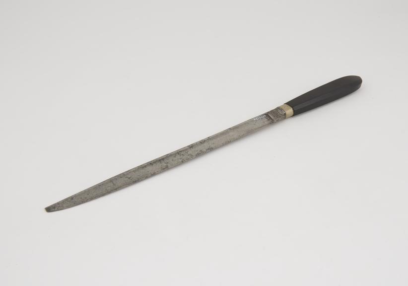 Amputation knife by Baker, 1801-1900