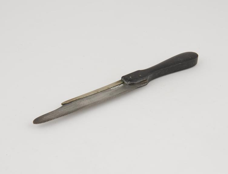 Metacarpal saw with hinged back, c.1850 by Down