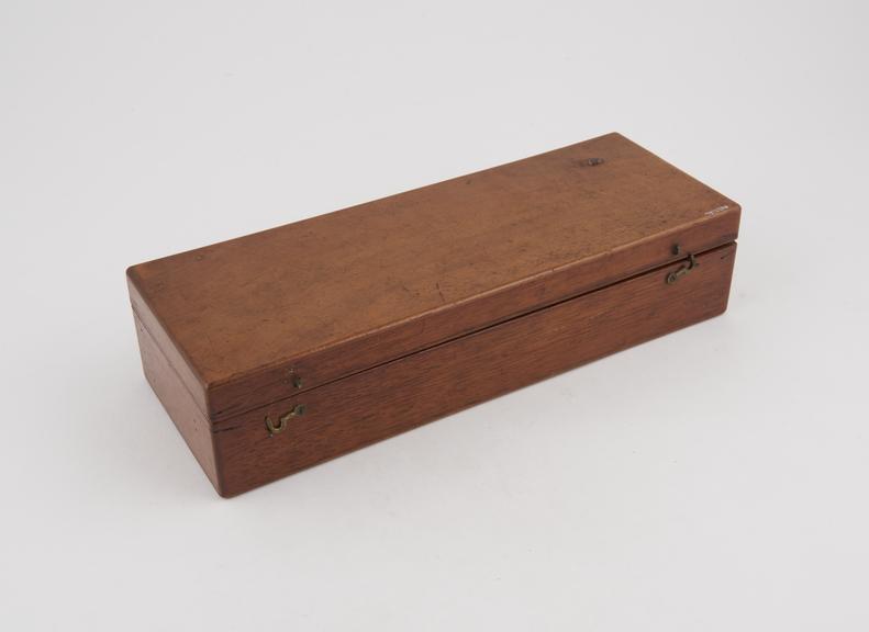 Wooden case for unidentified instrument, by Krohne and Sesemann