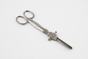 Hare-lip forceps