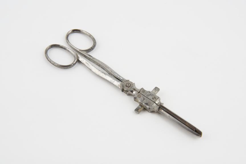 Hare-lip forceps, parallel blades, steel