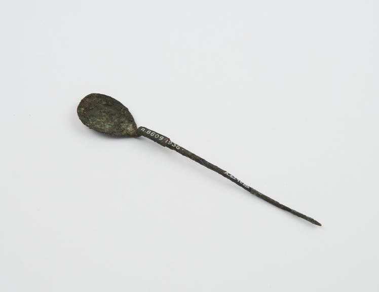 Bronze spoon, fig shaped bowl, straight stem