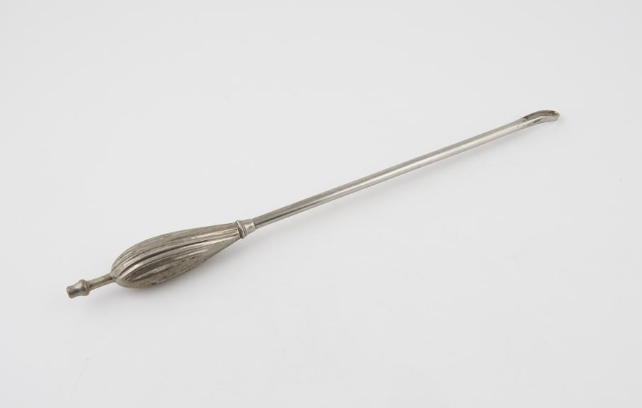 Curette, flushing, steel, European, late 19th century