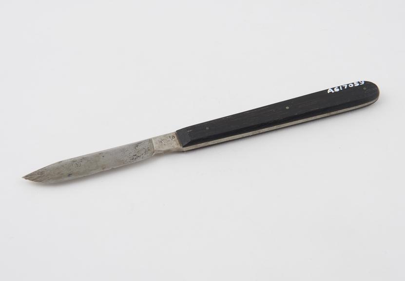 Scalpel, steel and ebony, by Arnold and Sons of London