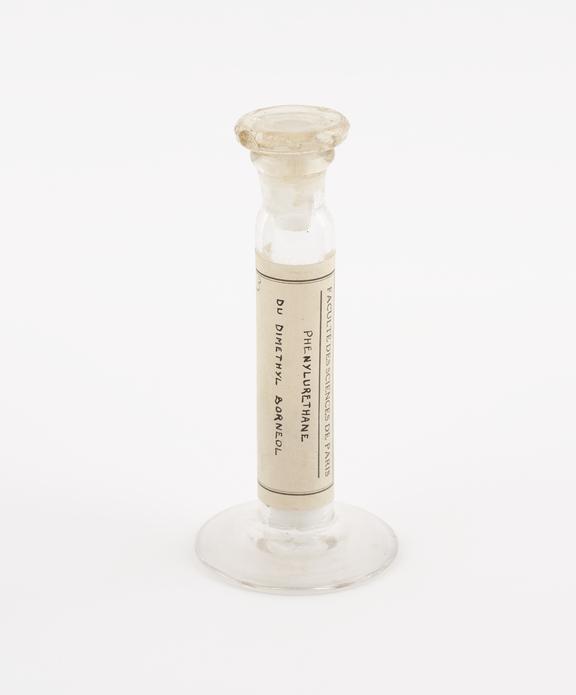 Glass specimen jar containing phenylurethane du dimethyl