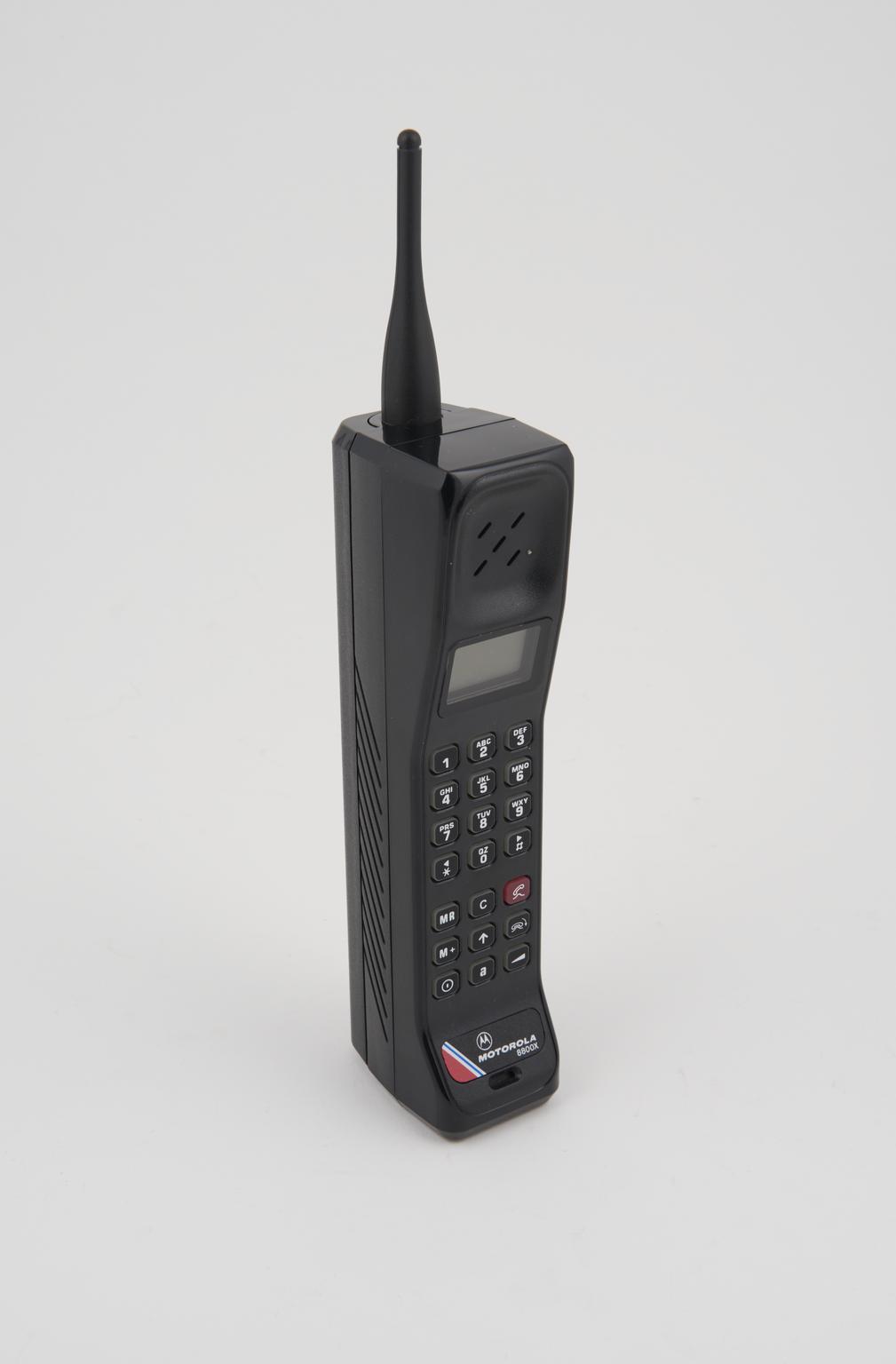 8800X Cellular mobile 'block phone', Model No F09Y, 1992 | Science