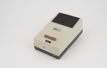 Hands free telephone set