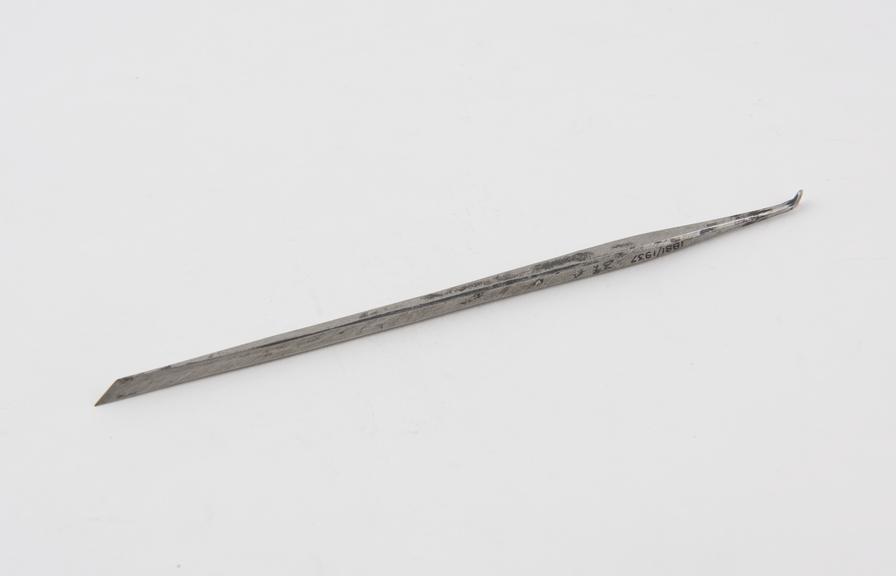 Lancet and scoop, steel, Indian