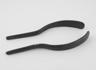 Obstetric forceps, India, before 1936