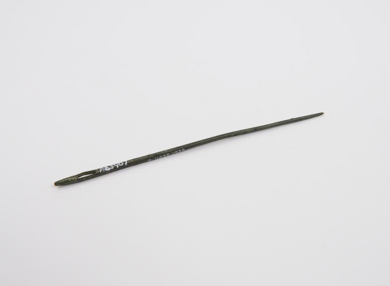 Needle, bronze, Roman