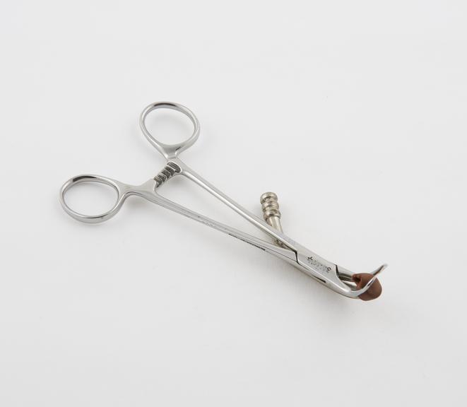 Tongue forceps, Birt, with anaesthetic tube