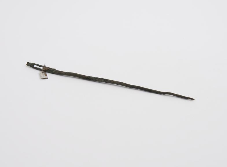 Needle, bronze, Roman, from Tyre, from Hamonic collection