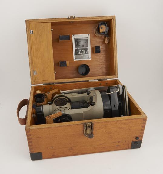 Universal theodolite II, no.42676, by Carl Zeiss, Jena, c