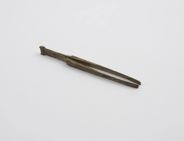 Depilatory forceps, bronze, Capparoni collection, Roman