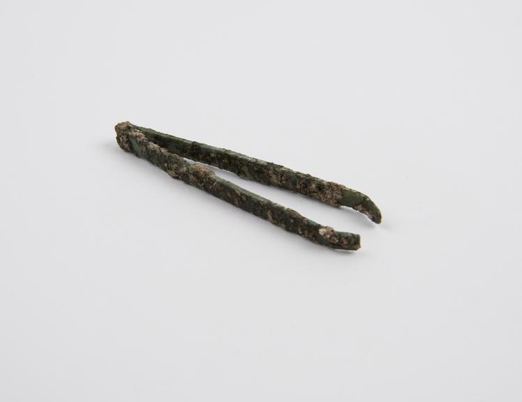 Depilatory forceps, bronze