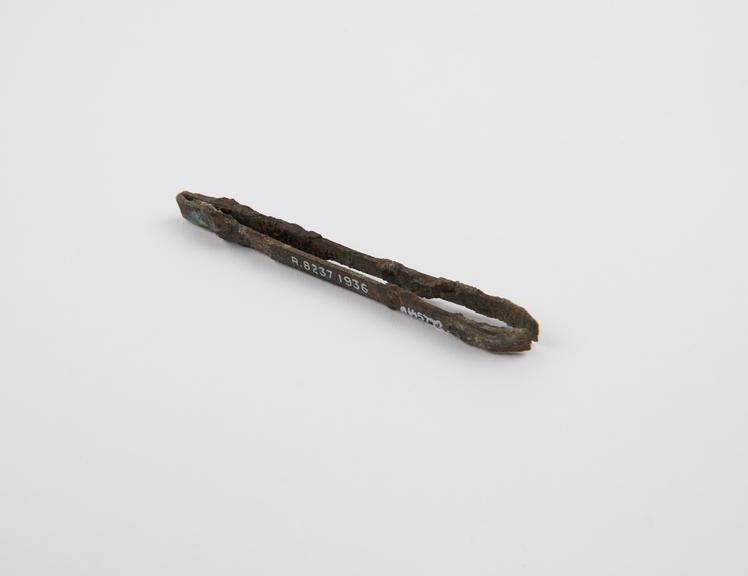 Depilatory forceps, bronze(?), from Taormina, Roman, 199BC-500AD