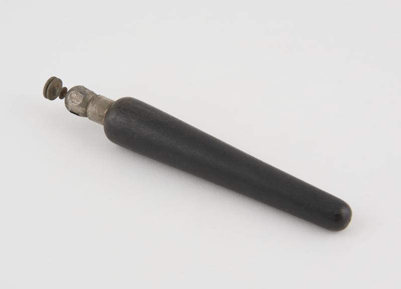 Unidentified, handle, steel and ebony, second half 19th century