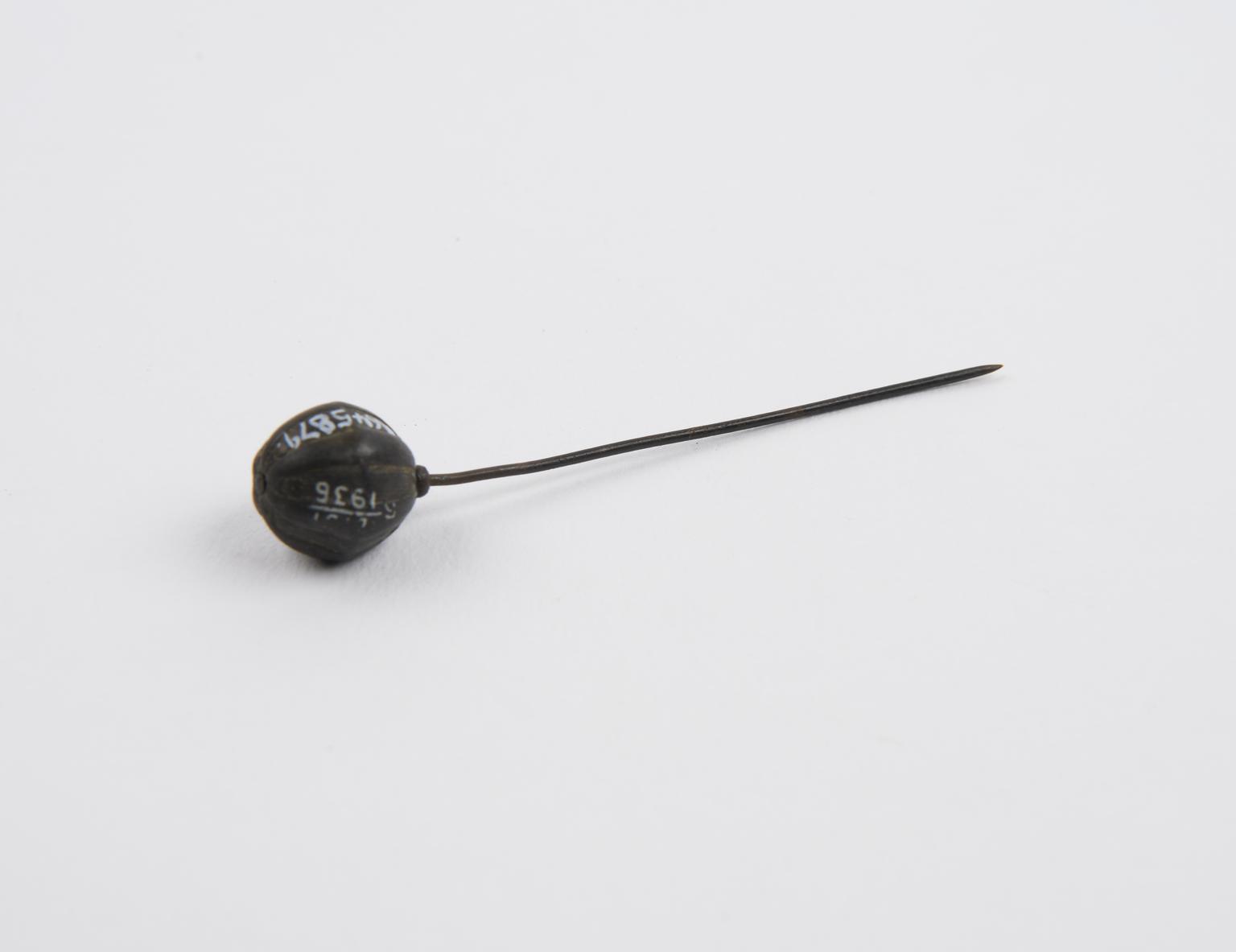 Pin, bronze, with sliding fluted head | Science Museum Group Collection
