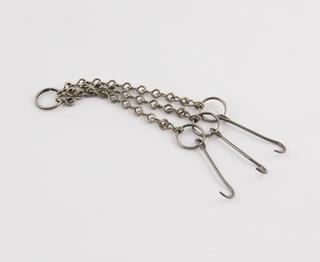 triple chain hooks