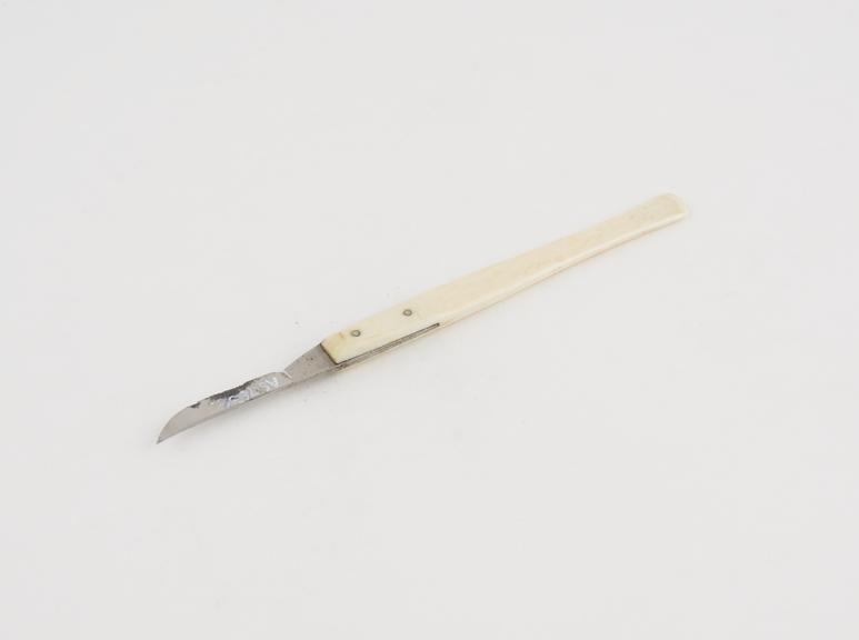 Scalpel with ivory handle, by R. & J. Beck, London, 19th century