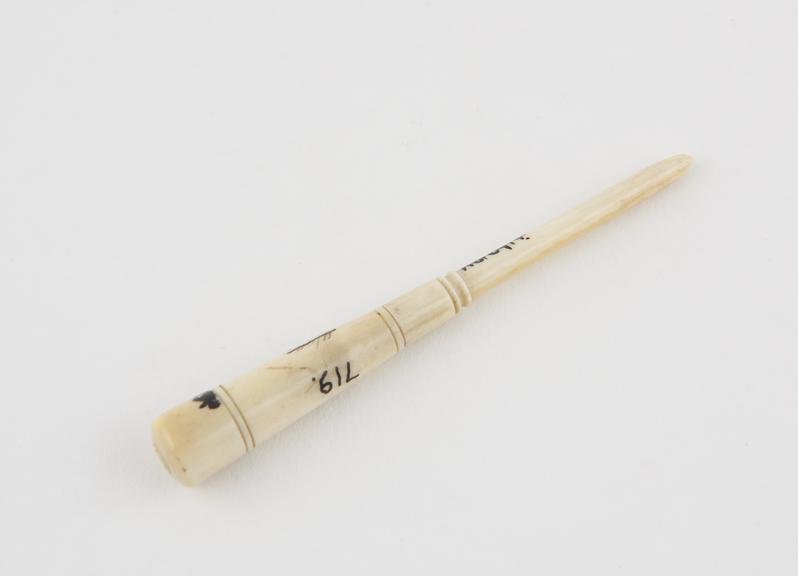 Southey's anasarca trocar, steel, with ivory case