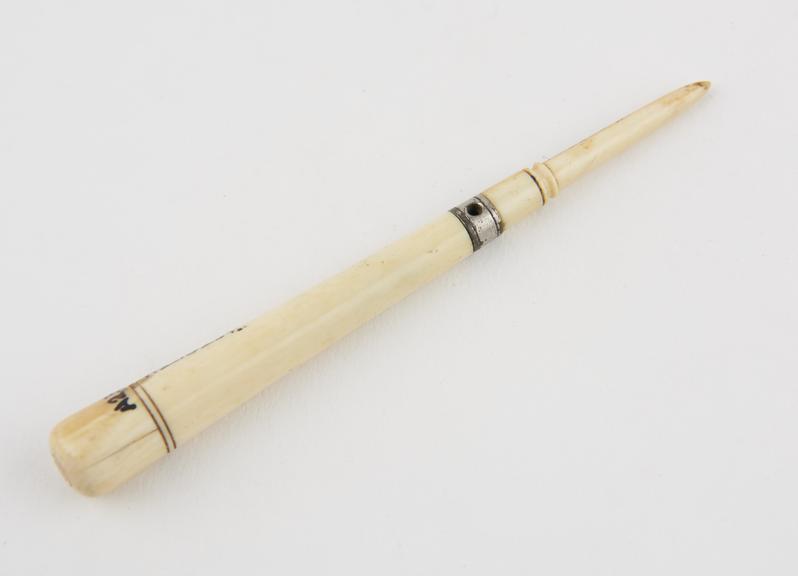 Southey's trocar with ivory screw case, cannulae missing