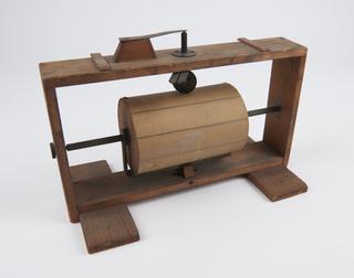 Model showing the principle of the disc cylinder integrator