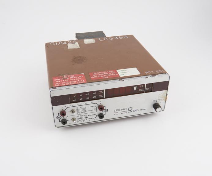 Easywatt digital wattmeter, range 30Hz to 100 kHz
