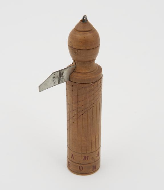 Cylinder sundial or 'Shepherd's dial', for use at latitude 42?