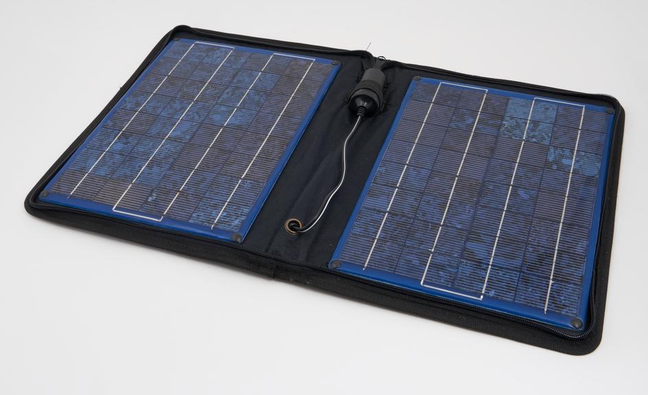 Sun Catcher Professional Solar System solar panel for charging