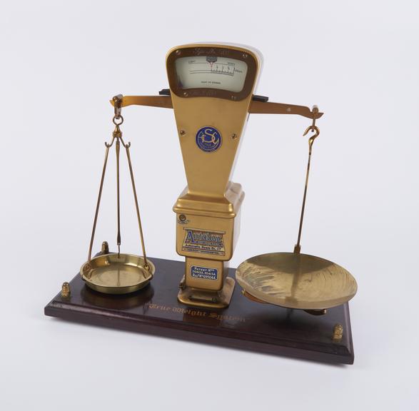 Automatic scale no.501 (serial no.T.2341)