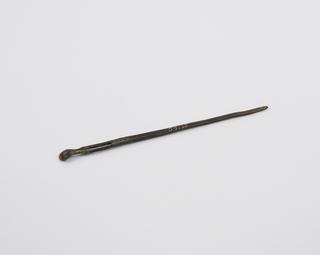 Combined needle and ear scoop, bronze, Roman