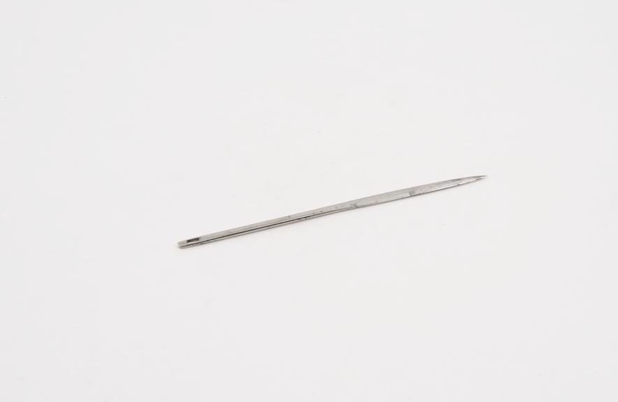 Suture needle, steel, straight