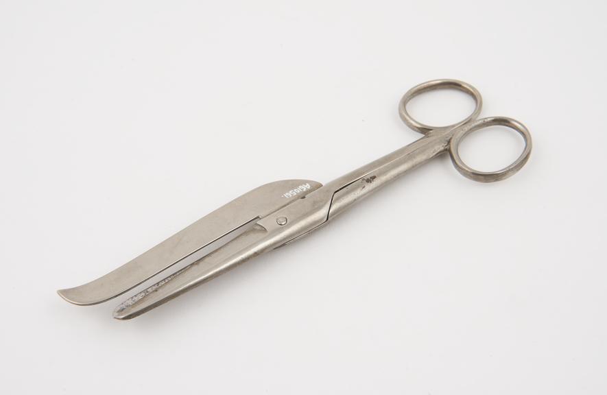 Dutch's circumcision scissors with straight blades and